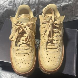 Nike Air Force 1 Low in Light Tan